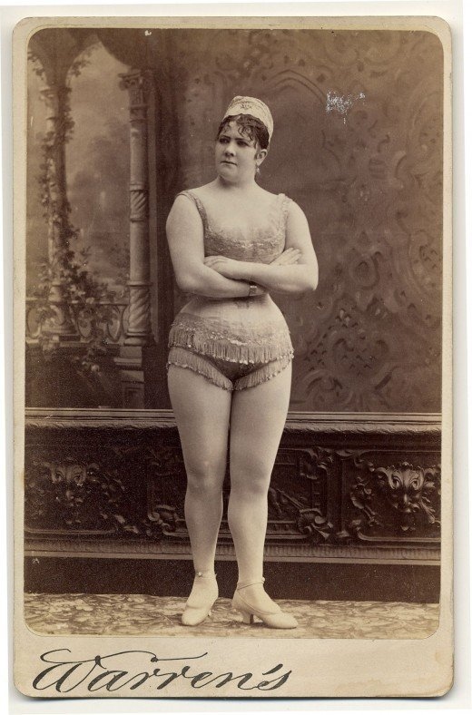 Playboy merginos... 1890-aisiais