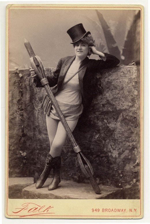 Playboy merginos... 1890-aisiais