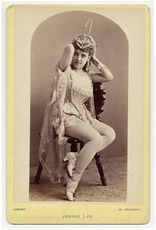 Playboy merginos... 1890-aisiais